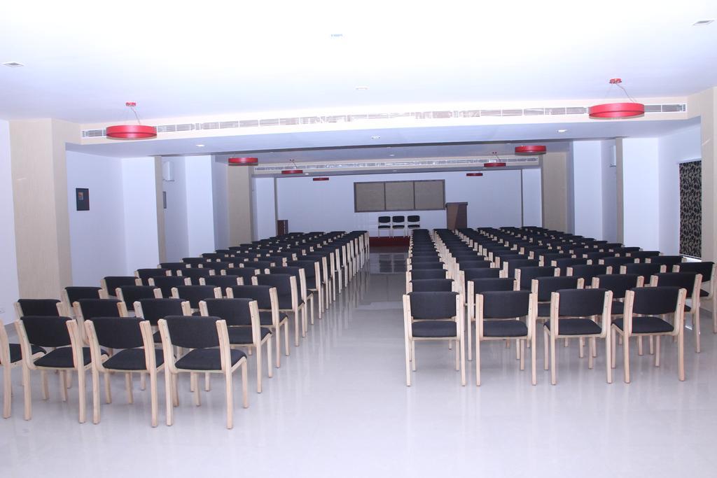 Hotel Hills Park Pathanāmthitta מראה חיצוני תמונה