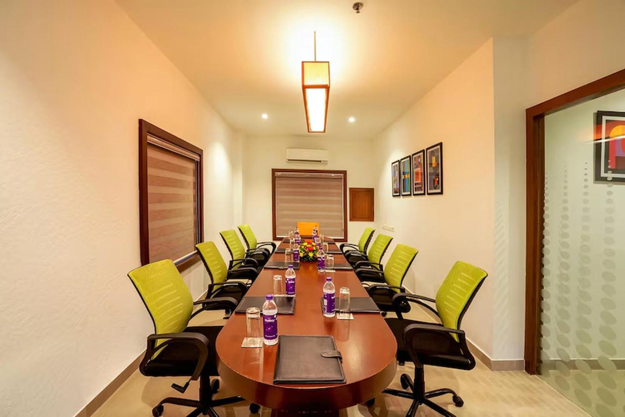 Hotel Hills Park Pathanāmthitta מראה חיצוני תמונה