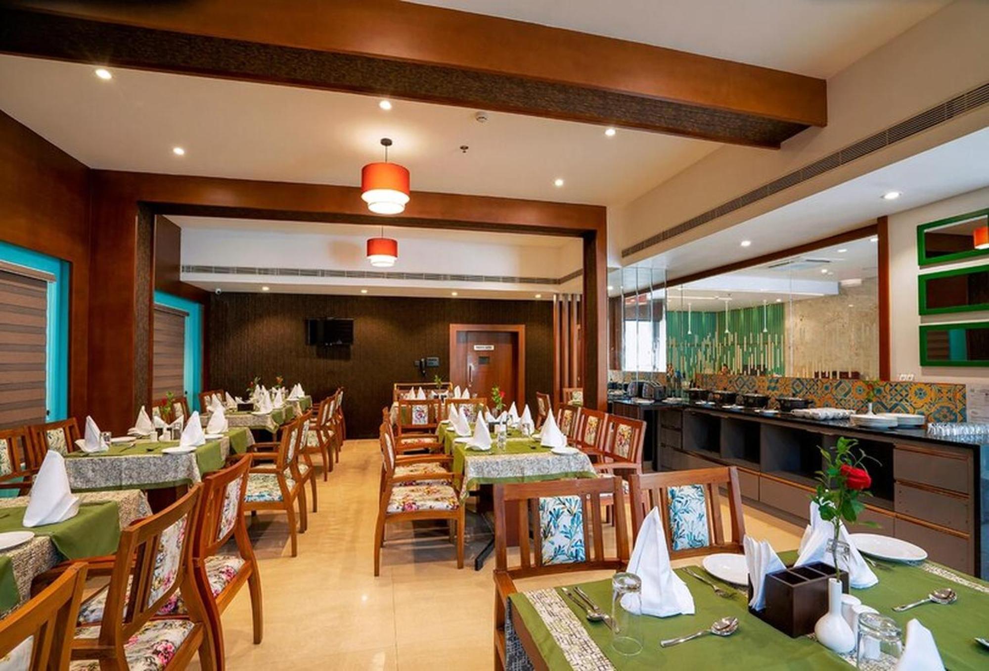 Hotel Hills Park Pathanāmthitta מראה חיצוני תמונה