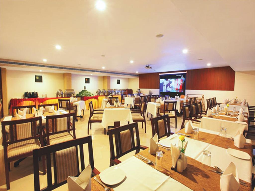 Hotel Hills Park Pathanāmthitta מראה חיצוני תמונה